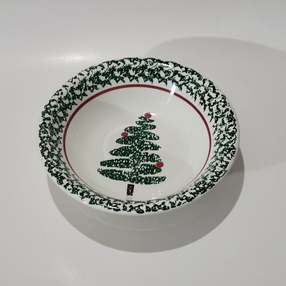 Furio Christmas Holiday Rim Soup Bowl  8 1/8"